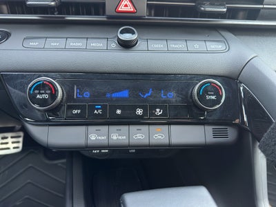 2025 Hyundai Elantra Hybrid SEL Sport