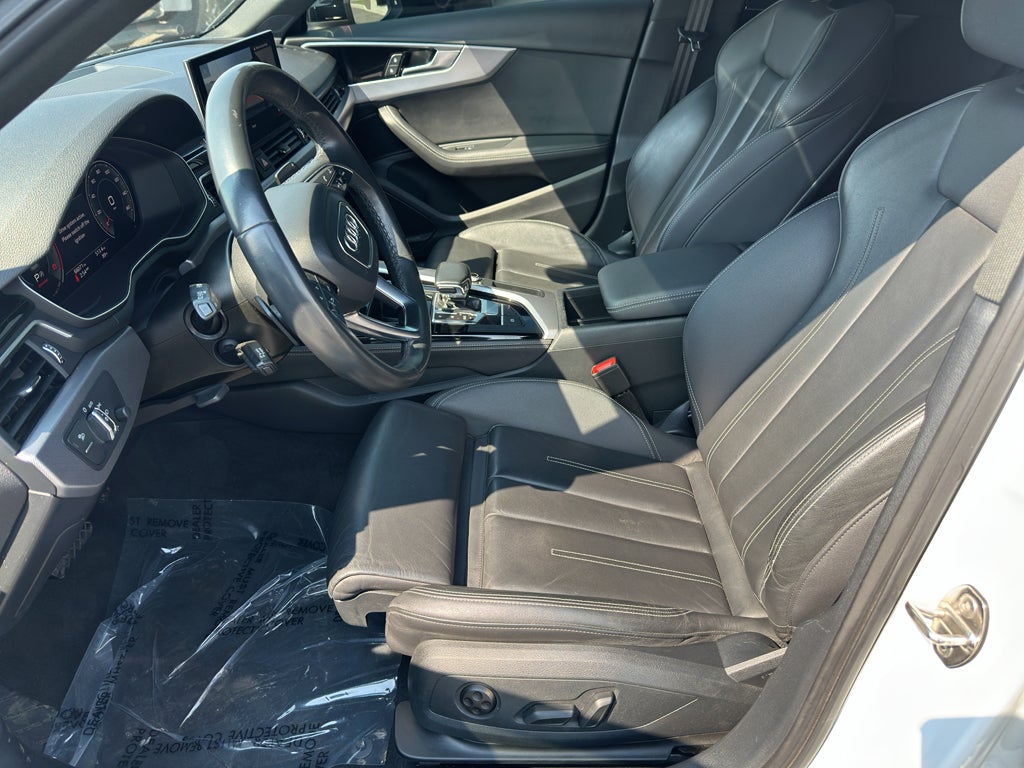 2023 Audi A4 Premium Plus 45 TFSI S line quattro S tronic