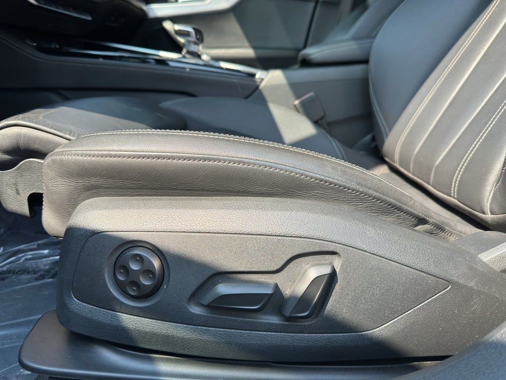 2023 Audi A4 Premium Plus 45 TFSI S line quattro S tronic