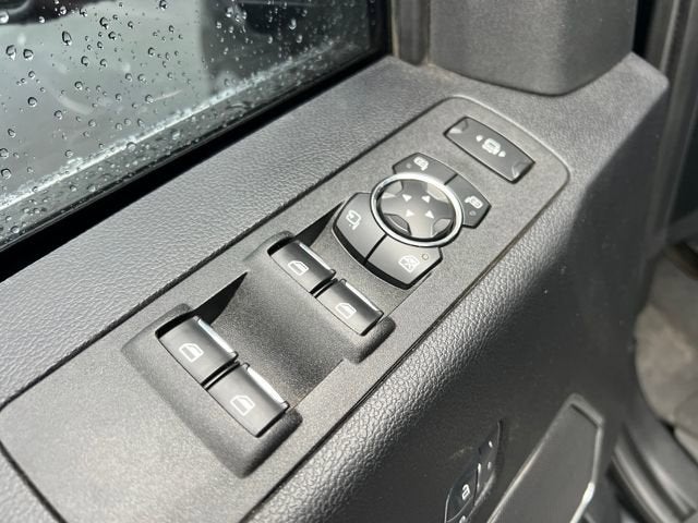 2017 Ford Super Duty F-350 DRW Lariat