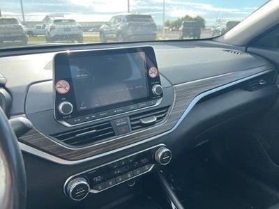 2022 Nissan Altima 2.5 SL