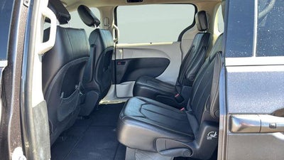 2020 Chrysler Voyager LXI