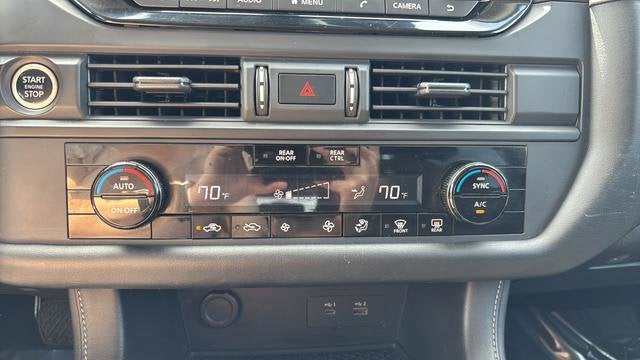 2024 Nissan Pathfinder S