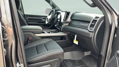 2025 RAM 1500 Big Horn Crew Cab 4x4 5'7' Box