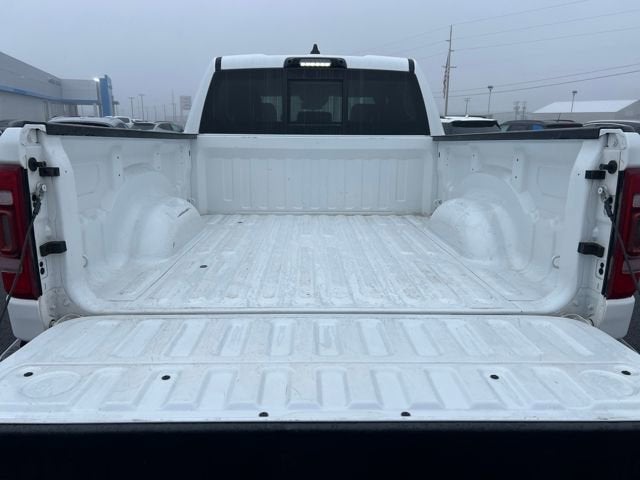 2021 RAM 1500 Laramie Crew Cab 4x4 6'4' Box