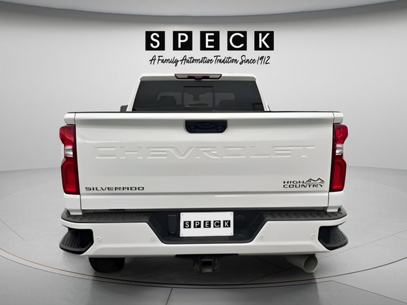 2023 Chevrolet Silverado High Country