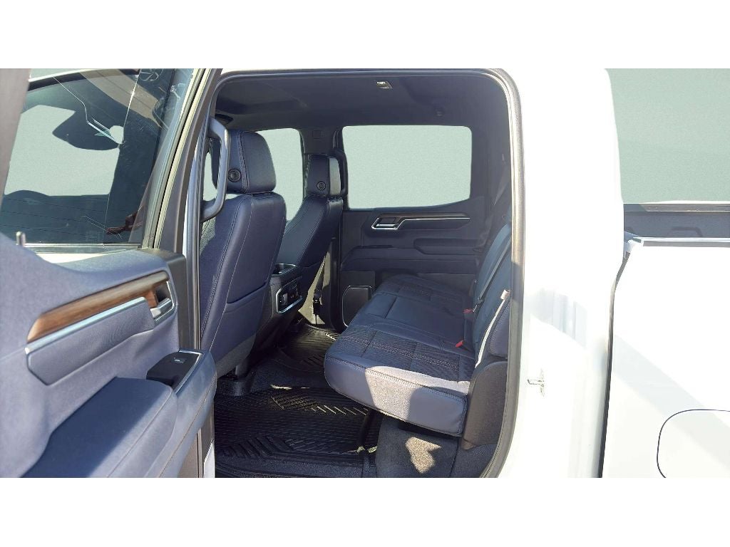2024 Chevrolet Silverado 1500 4WD Crew Cab Short Bed High Country