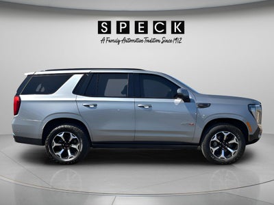 2025 GMC Yukon 4WD AT4