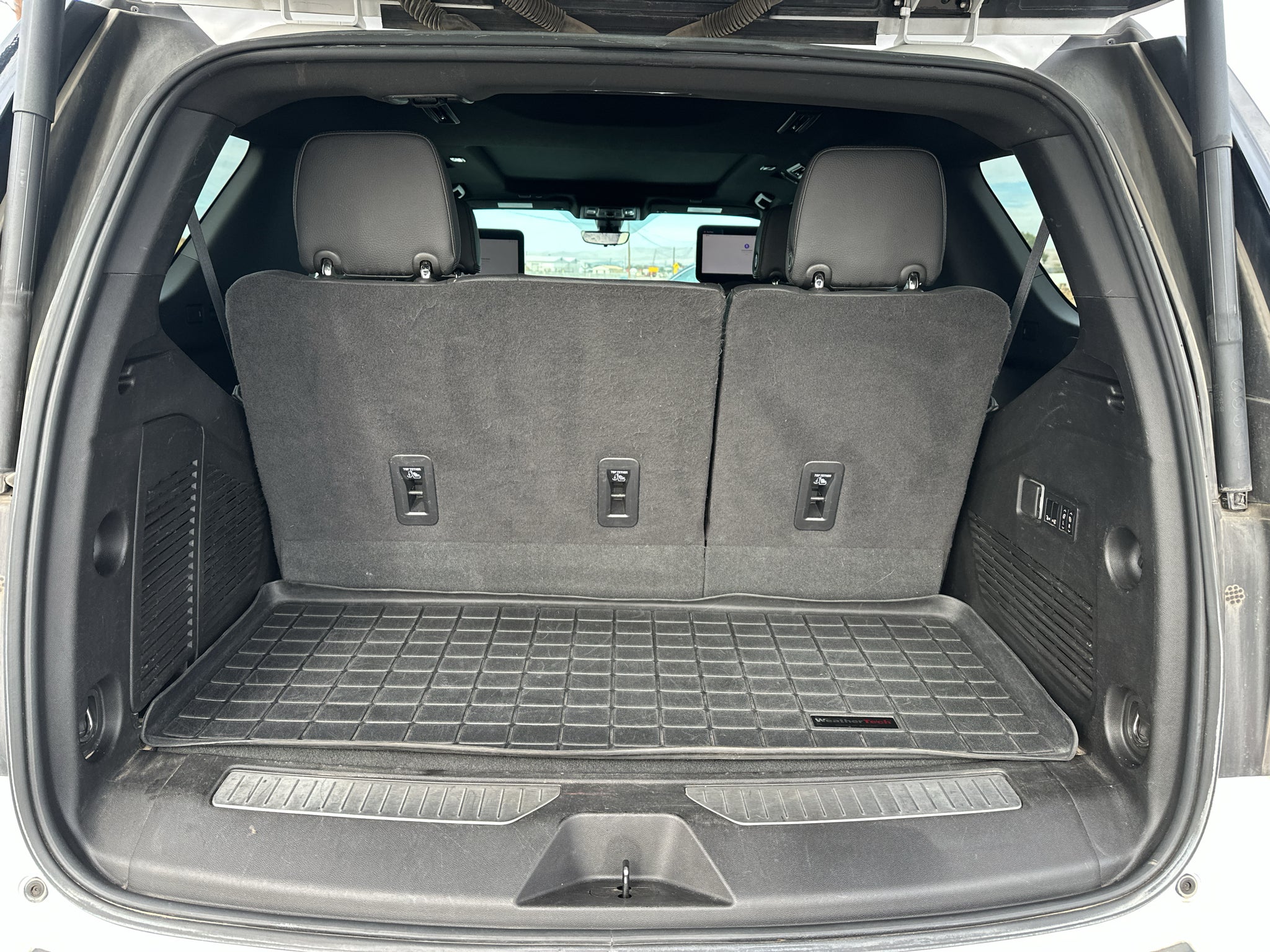 2022 GMC Yukon 4WD Denali