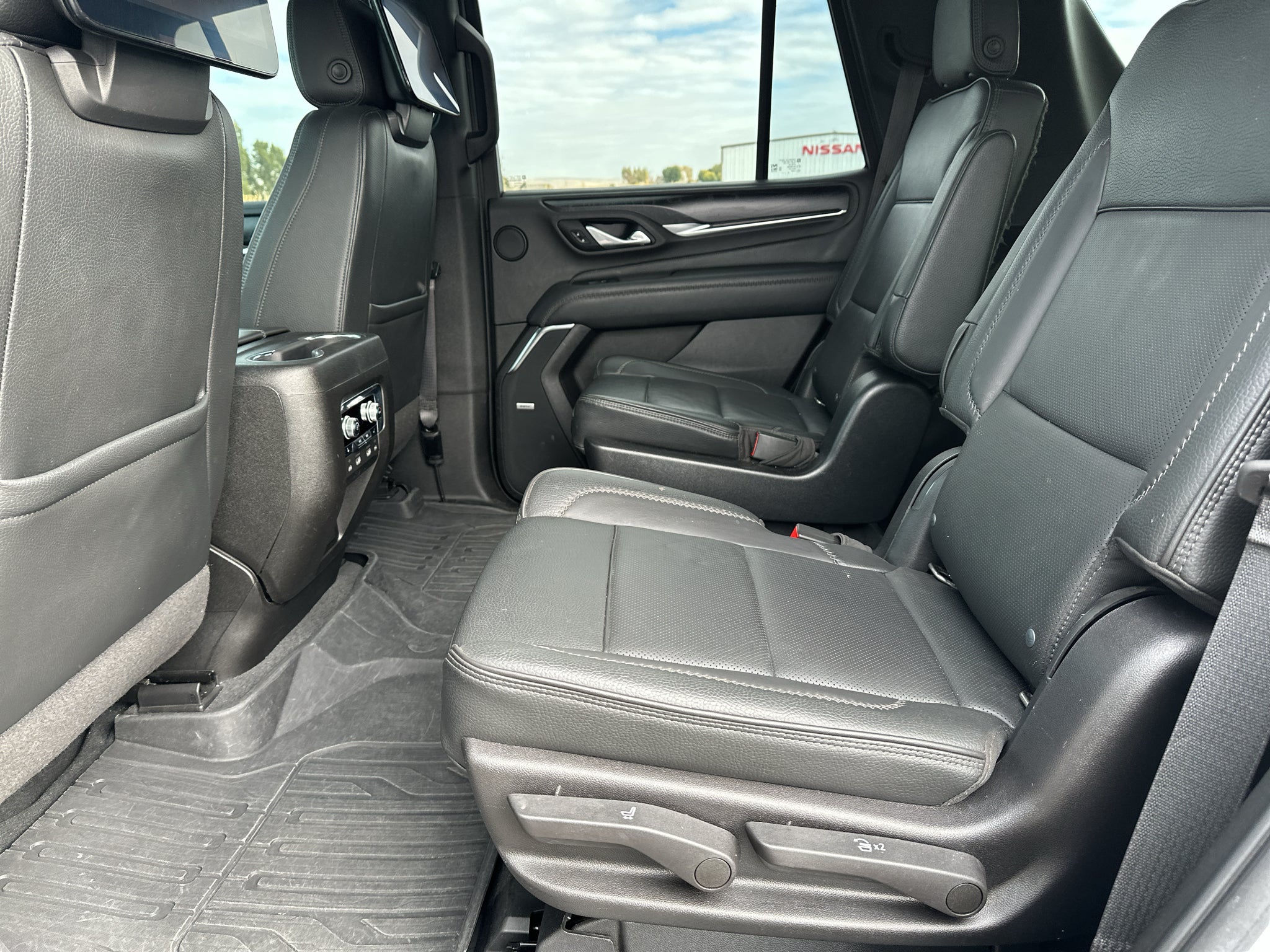2022 GMC Yukon 4WD Denali