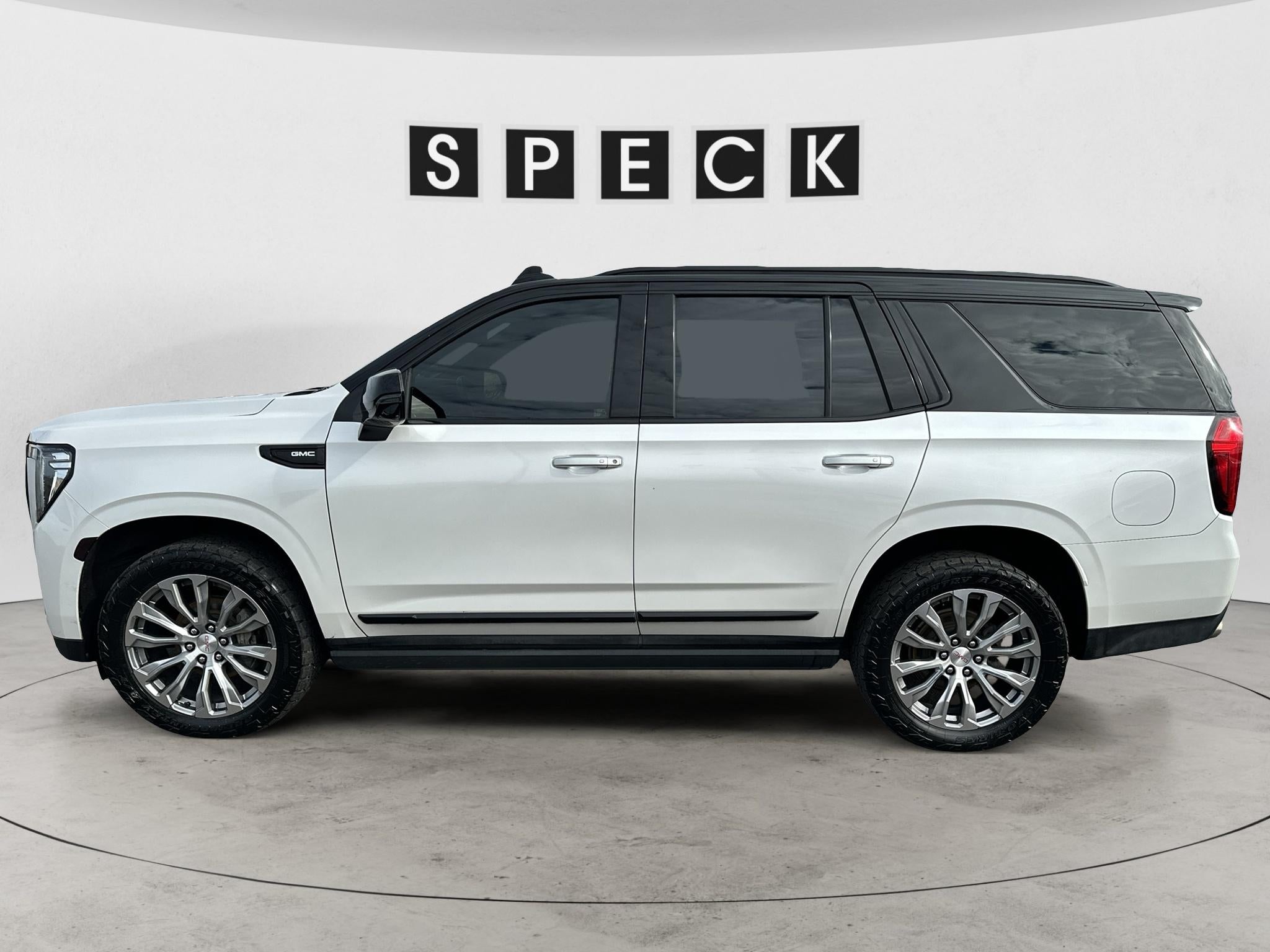 2022 GMC Yukon 4WD Denali
