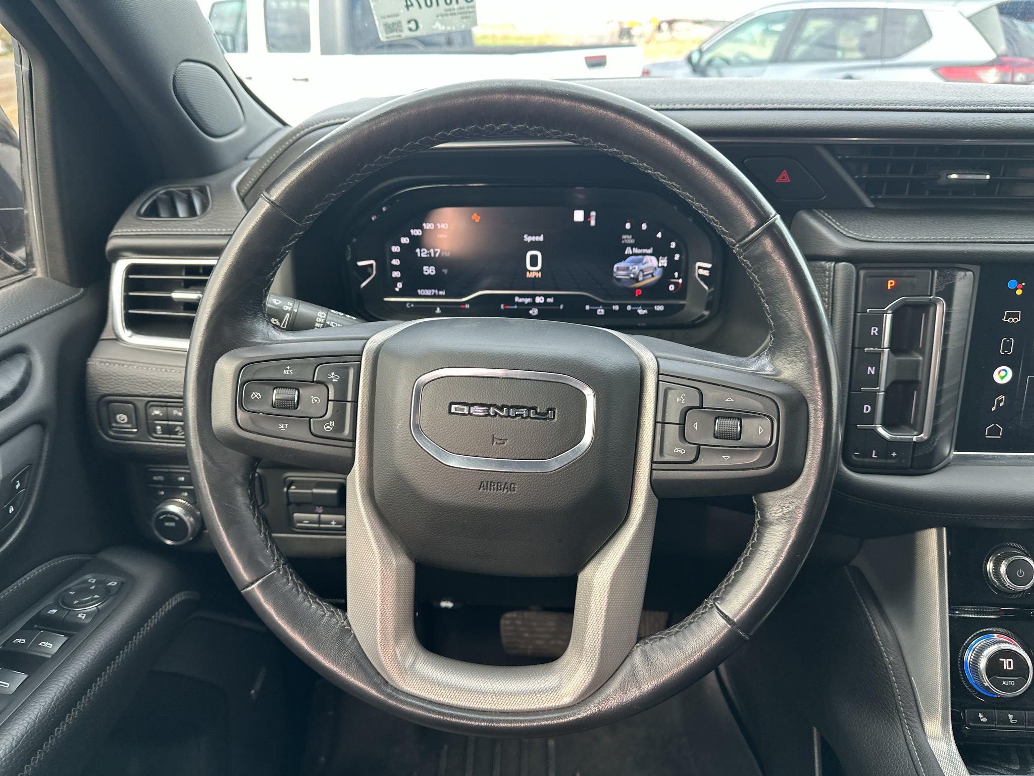 2022 GMC Yukon 4WD Denali