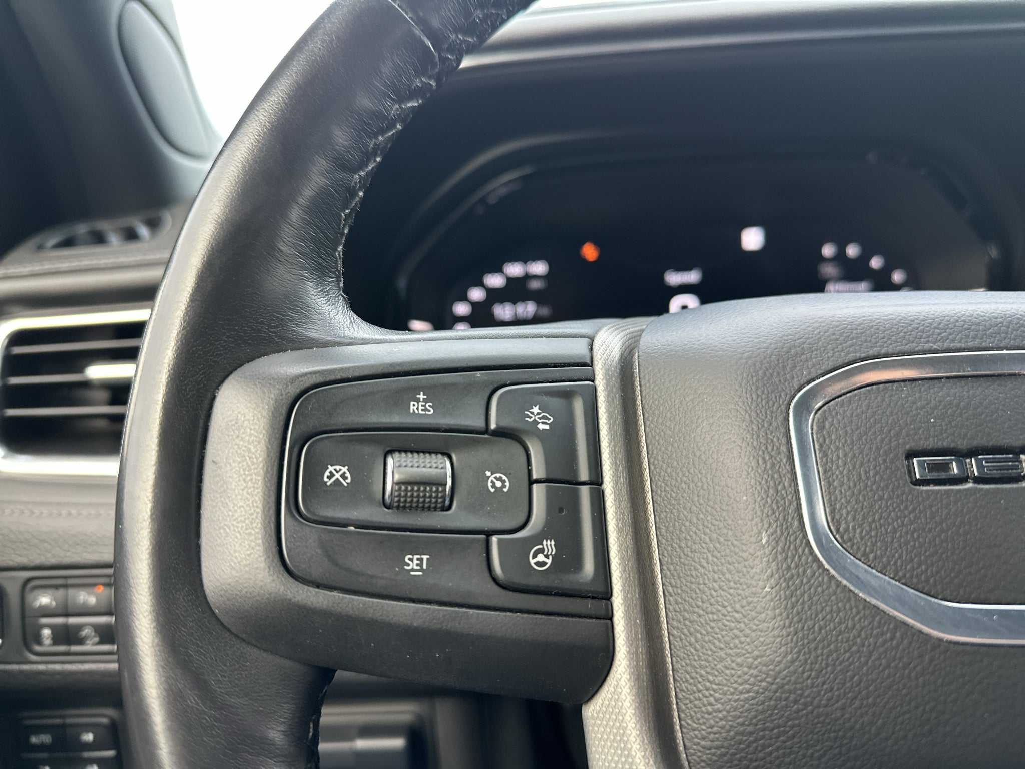 2022 GMC Yukon 4WD Denali