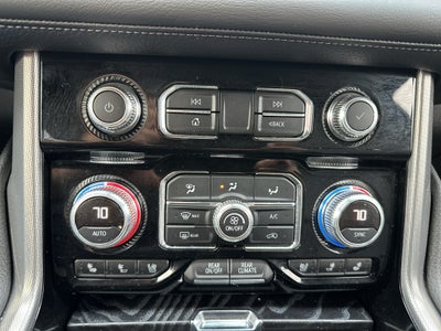 2022 GMC Yukon 4WD Denali