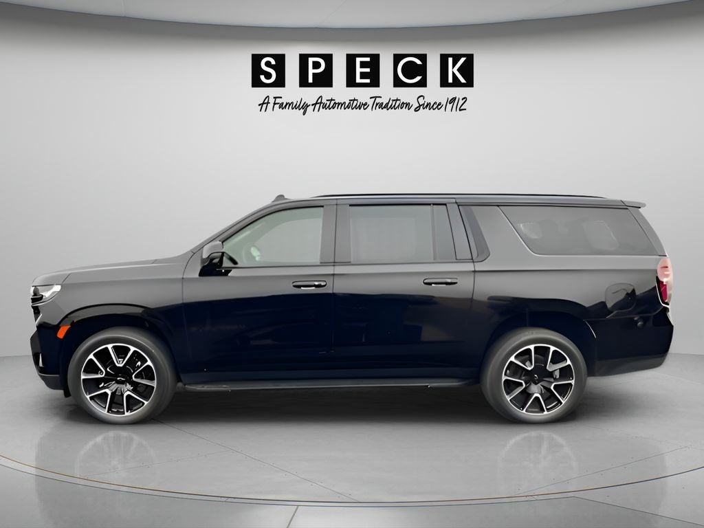 2024 Chevrolet Suburban 4WD RST