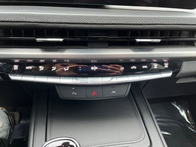 2024 Cadillac XT4 AWD Premium Luxury