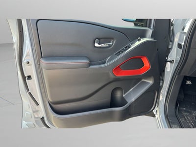 2023 Nissan Frontier Crew Cab PRO-4X 4x4