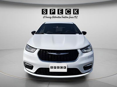 2026 Chrysler Pacifica Select AWD