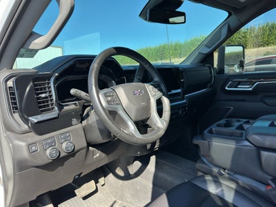 2025 Chevrolet Silverado 2500HD 4WD Crew Cab Standard Bed LT