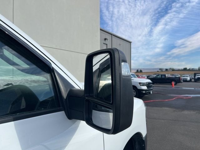 2023 RAM 3500 Chassis Tradesman/SLT/Laramie/Limited