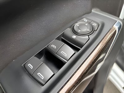 2022 Chevrolet Silverado 1500 LTD 4WD Crew Cab Standard Bed LT