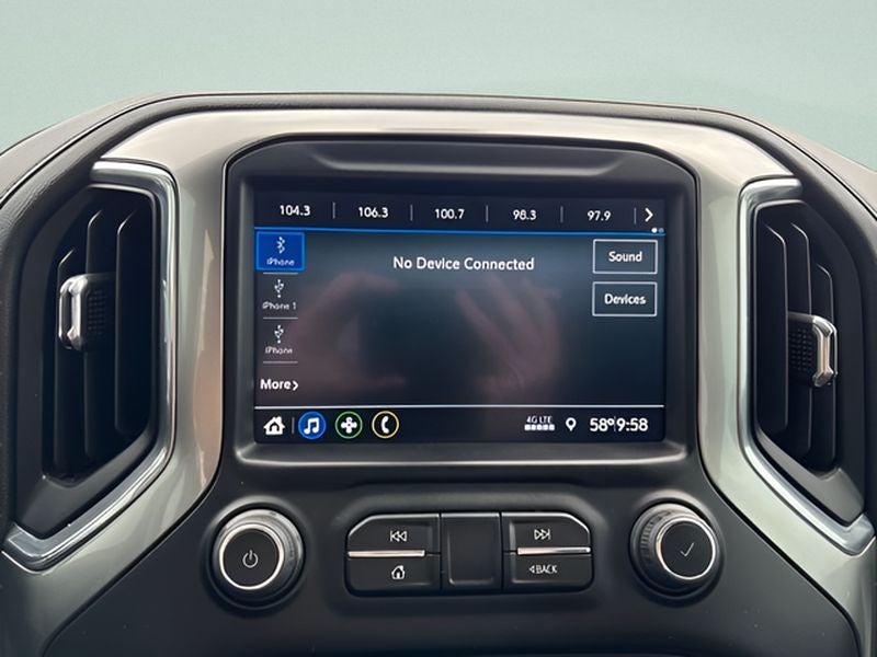 2022 Chevrolet Silverado 1500 LTD 4WD Crew Cab Standard Bed LT
