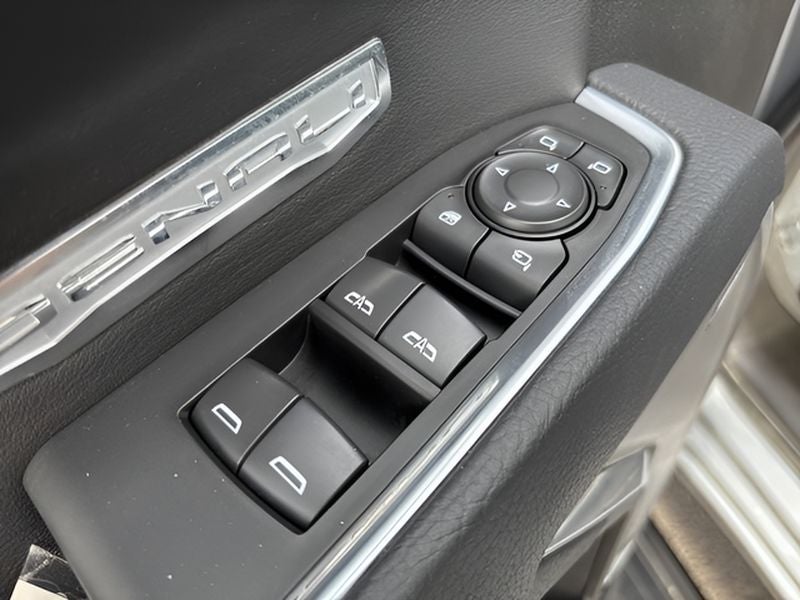2025 GMC Sierra Denali