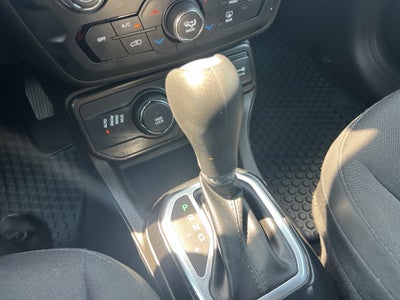 2022 Jeep Renegade Altitude 4x4