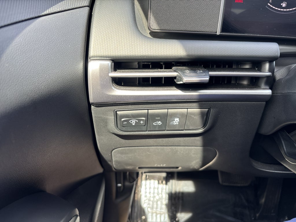2025 Hyundai Santa Cruz SE