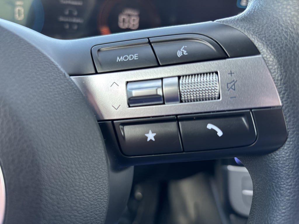 2025 Hyundai Santa Cruz SE