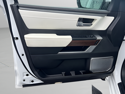 2024 Toyota Sequoia Capstone