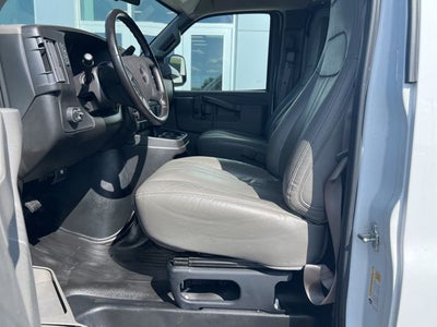 2023 GMC Savana 2500 Work Van
