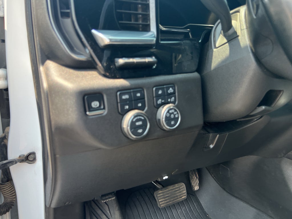 2025 Chevrolet Silverado LTZ
