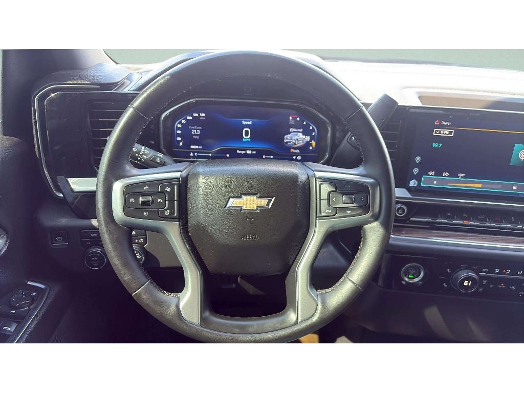 2023 Chevrolet Silverado LT