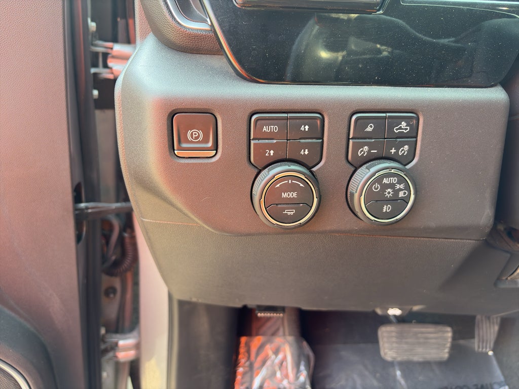 2024 Chevrolet Silverado LT Trail Boss