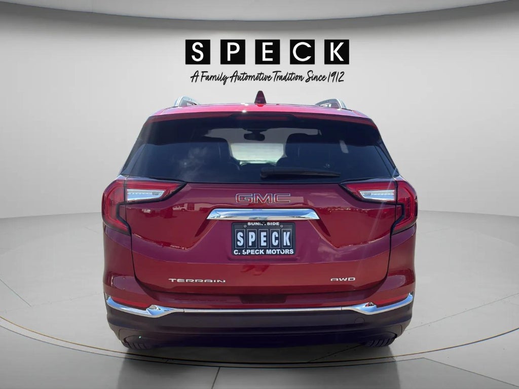 2023 GMC Terrain SLT