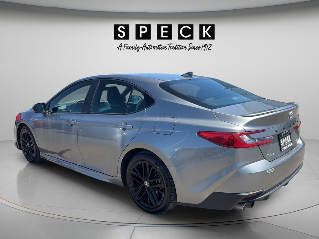 2025 Toyota Camry Hybrid SE