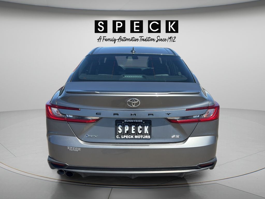 2025 Toyota Camry Hybrid SE
