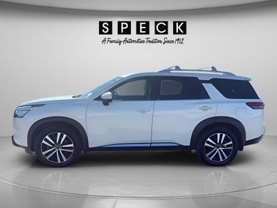 2024 Nissan Pathfinder Platinum