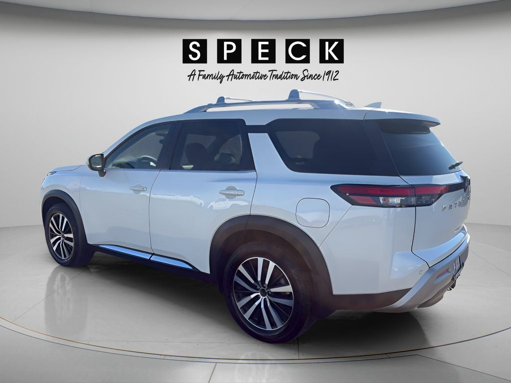 2024 Nissan Pathfinder Platinum