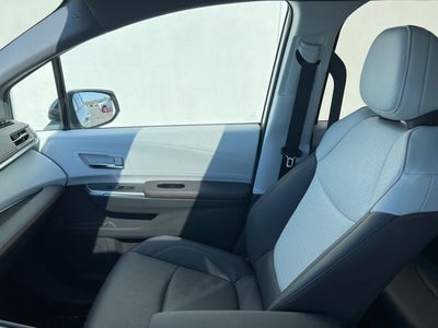 2024 Toyota Sienna XSE 8 Passenger