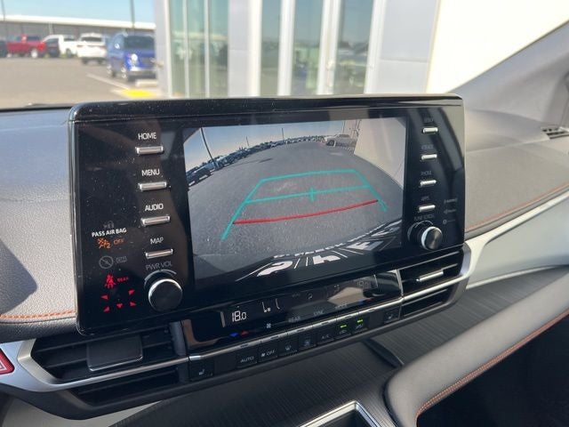 2024 Toyota Sienna XSE 8 Passenger