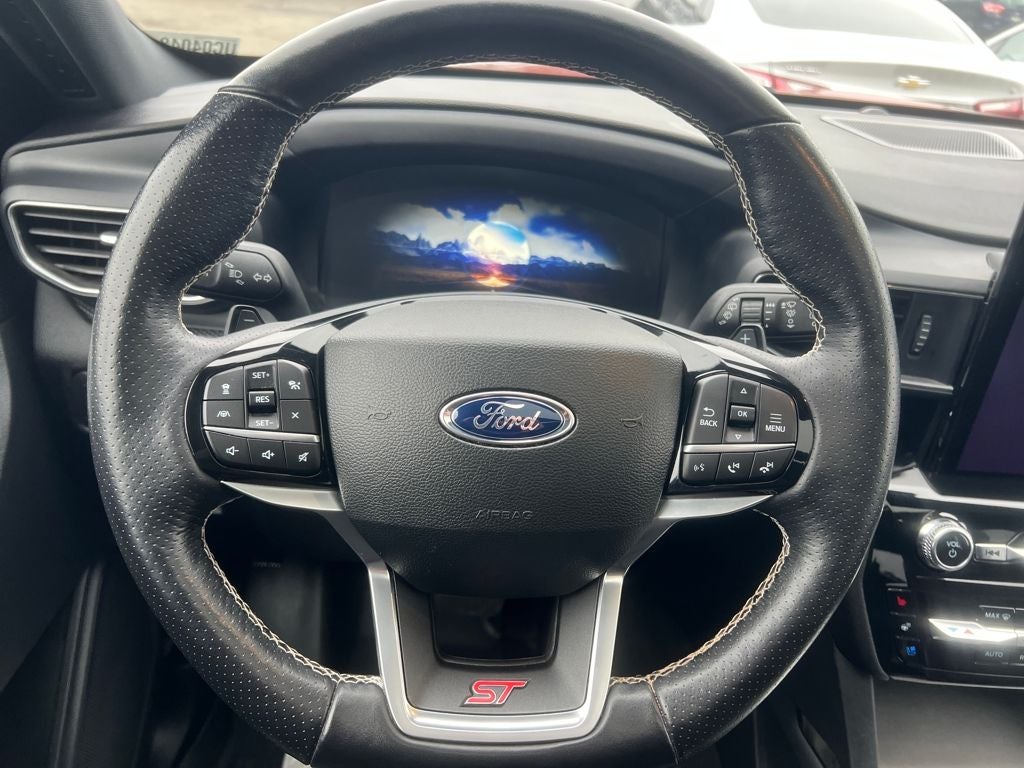 2022 Ford Explorer ST