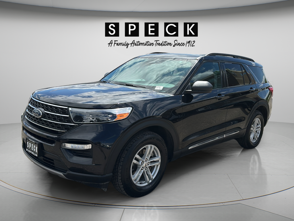 2024 Ford Explorer XLT 4WD's photo