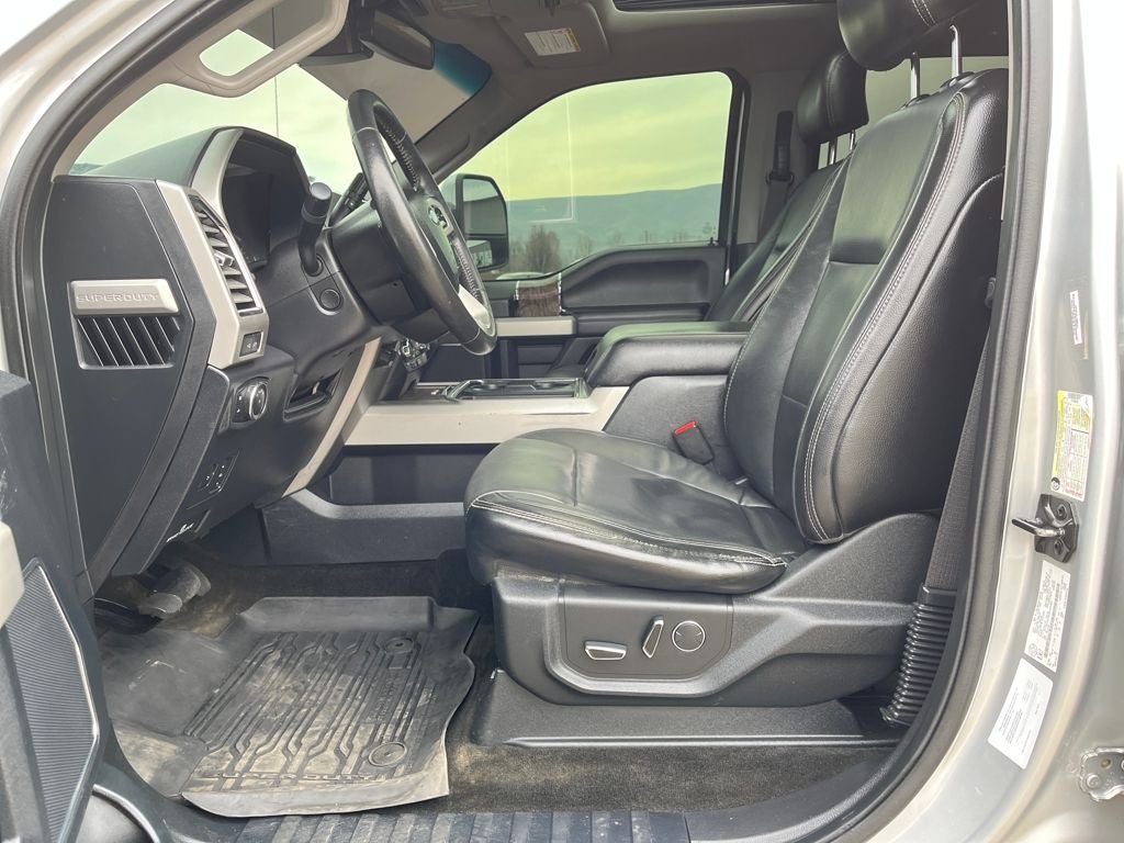 2017 Ford F-350SD Platinum