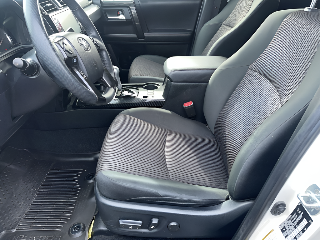 2023 Toyota 4Runner TRD Off-Road